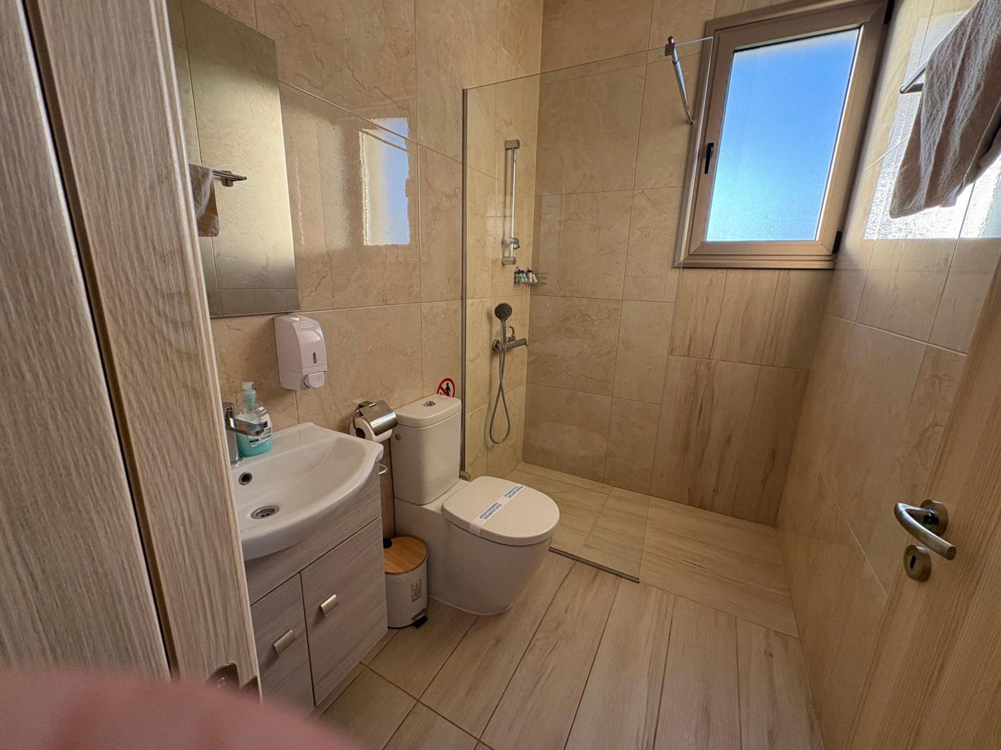 Harmony Seaview Apartments Paphos Eksteriør billede